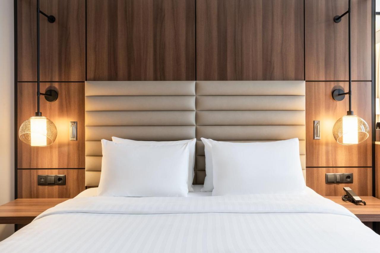 Hotel Ac By Marriott Stockholm Ulriksdal 4*